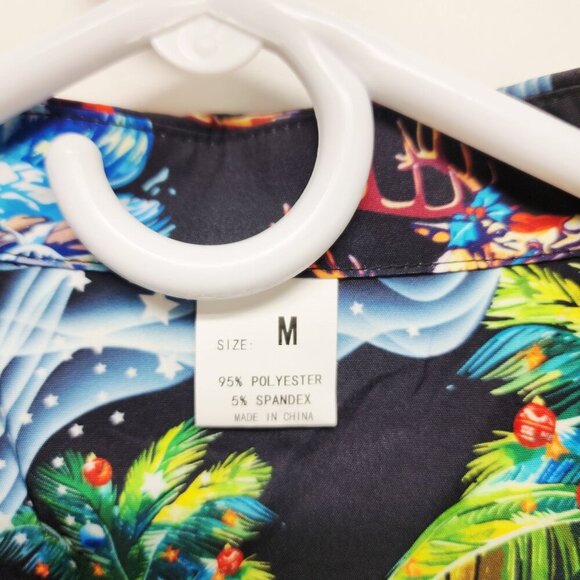 Christmas Hawaiian Mens Short Sleeve Button-Up Shirt Size M - Picture 3 of 6